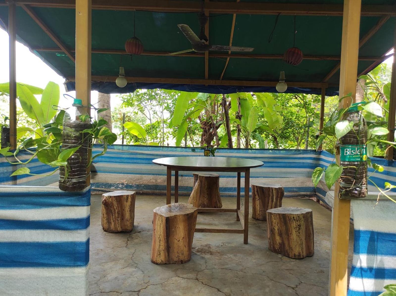 Gokul Cottage & Villa Revadanda Bagian luar foto