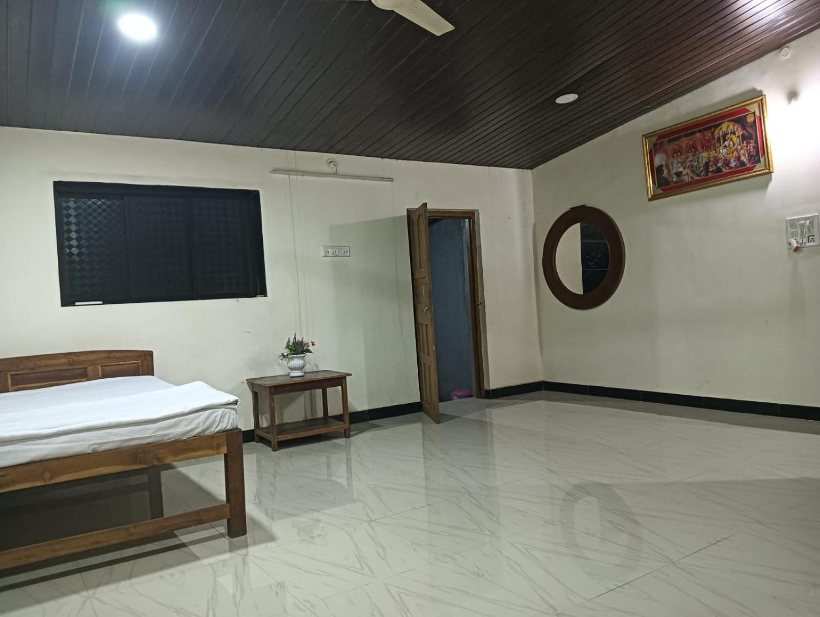 Gokul Cottage & Villa Revadanda Bagian luar foto